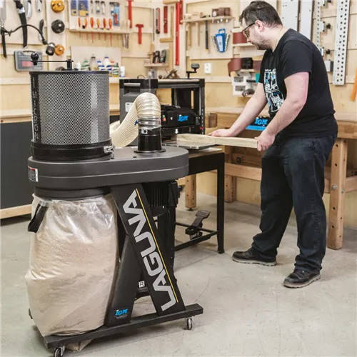 LAGUNA BFlux 1 Odsavač pilin a prachu s mikrofiltračním nástavcem