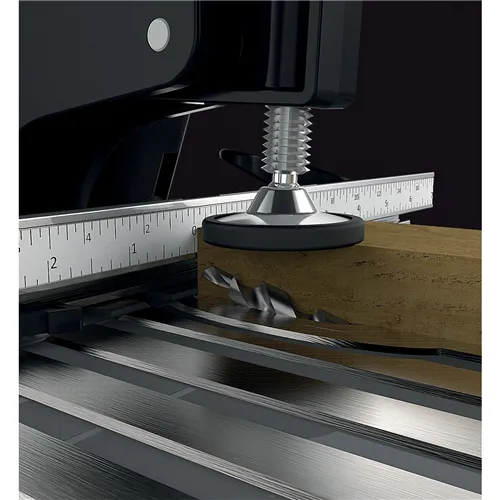 Kreg Foreman Svrtávací stroj na skryté šroubové spoje