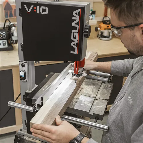 LAGUNA V10 Pásová stolní pila 230V