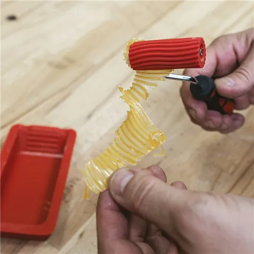 IGM Silikonový váleček na lepidlo s vaničkou