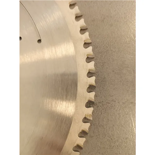 CMT Industrial Pilový kotouč na nerez ocel - D250x2,2 d30 Z72 HW (Použito)