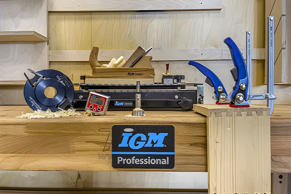 IGM dílna s produkty značky IGM