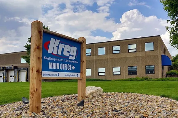 Hlavní budova Kreg v Ankeny, Iowa (USA)