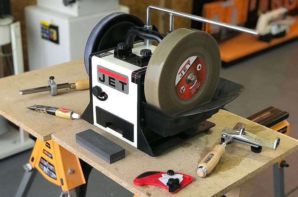 Bruska na nástroje JET