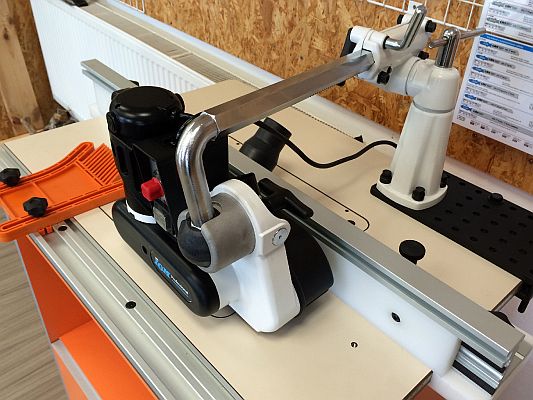 Podavač materiálu M3M