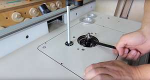 ukázka uvolnění a upnutí nástroje