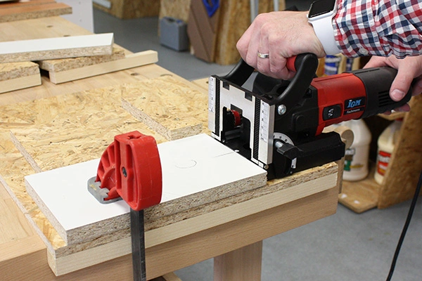 Lamelovací frézka IGM Fachmann MJS104K - spoj do plochy