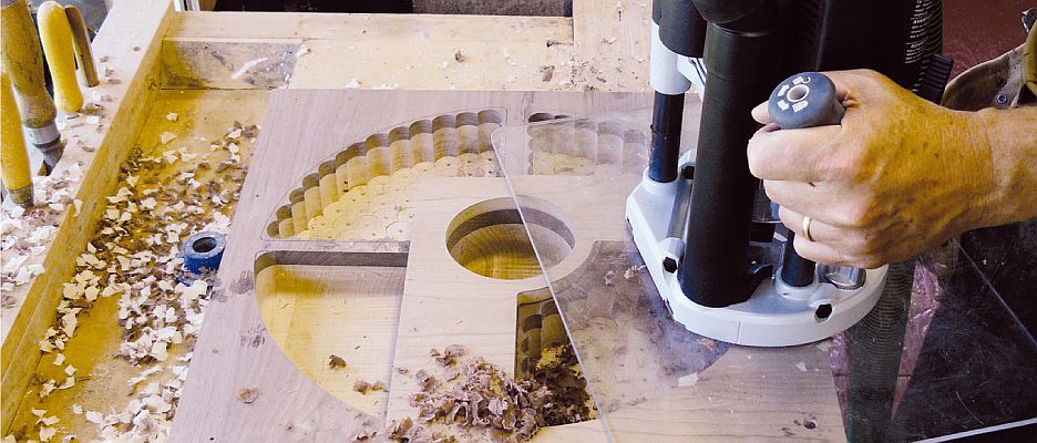 Postup výroby misek a podnosů krok za krokem - lepení spárovky