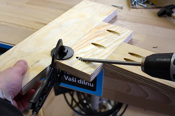 spojování - slepý šroubovaný spoj - nastavení hloubky