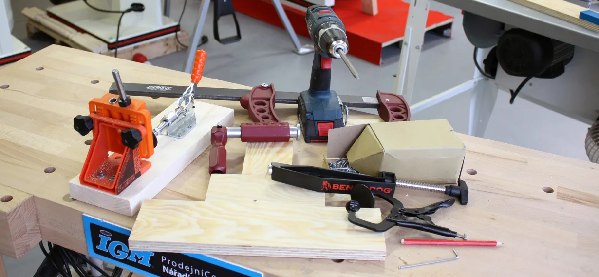 spojování - slepý šroubovaný spoj - nastavení hloubky