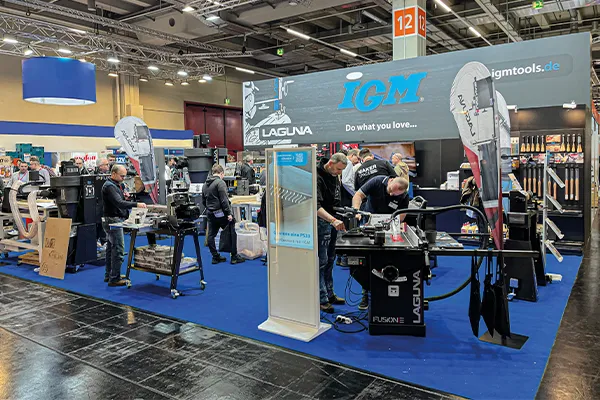 Celkový pohled na stánek IGM na veletrhu Holz-Handwerk 2024
