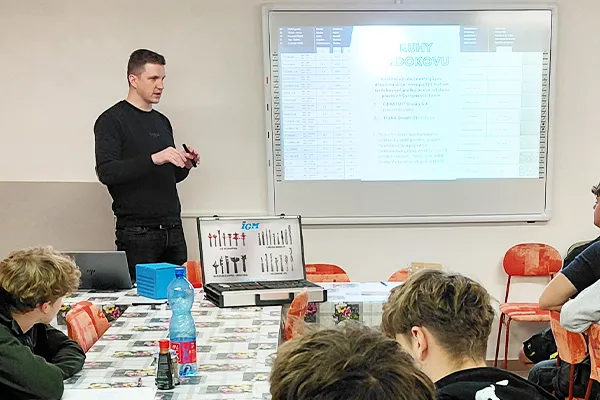 Materiály břitů stopkových fréz